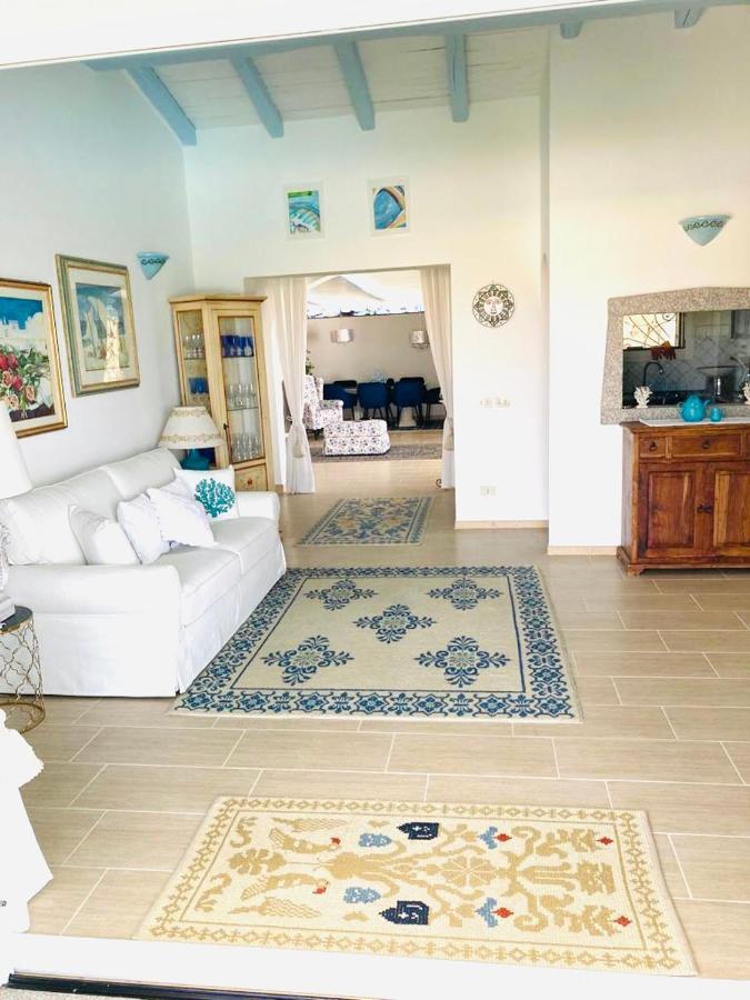 Villa Adel Сан-Теодоро Экстерьер фото