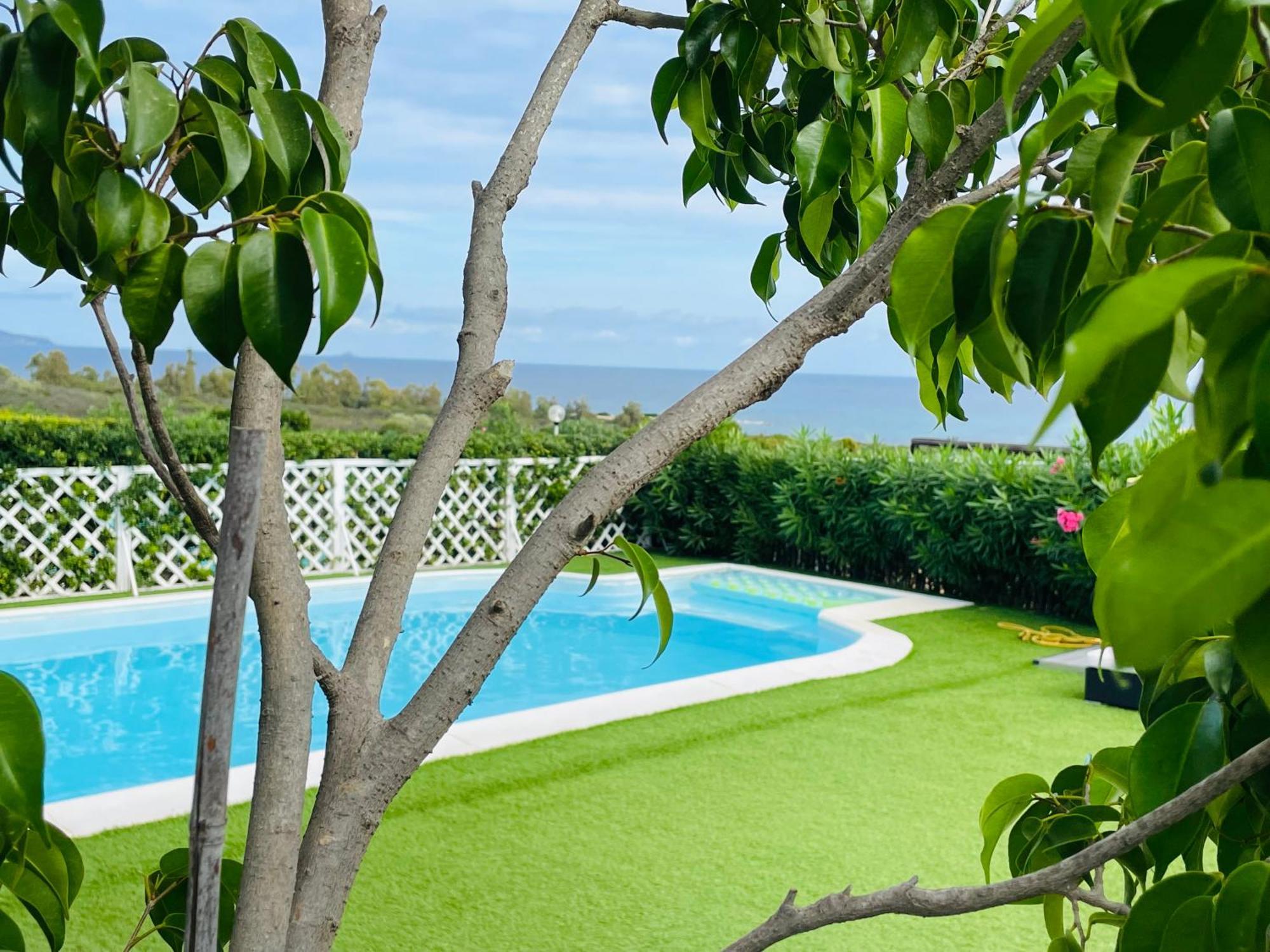 Villa Adel Сан-Теодоро Экстерьер фото