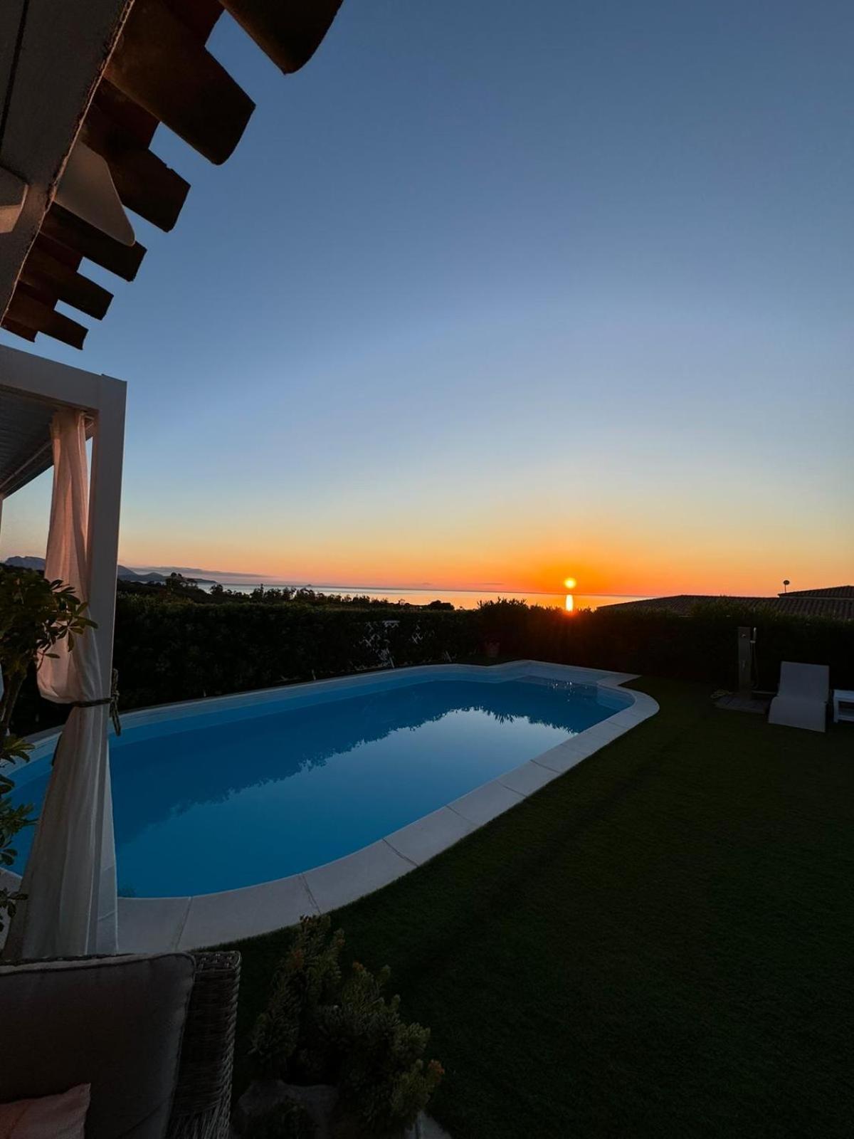 Villa Adel Сан-Теодоро Экстерьер фото